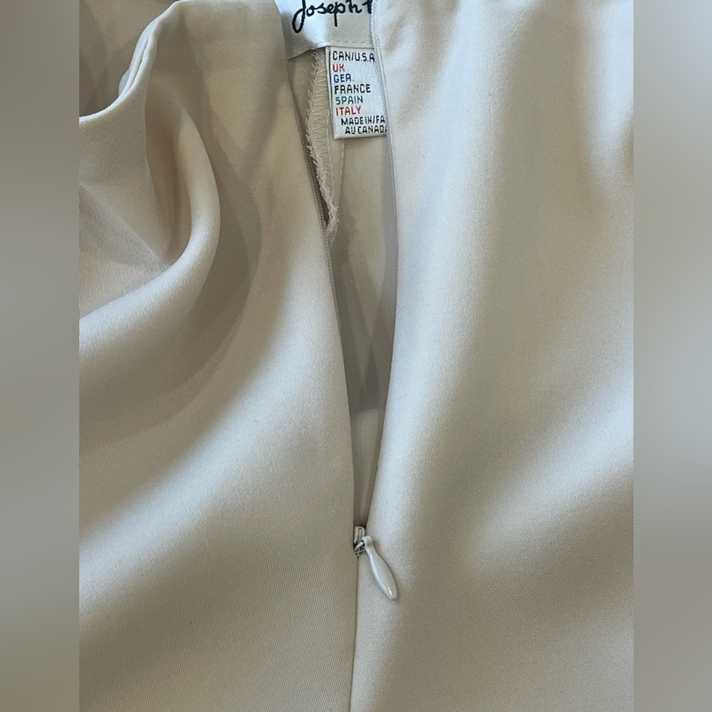 Elegant Cream Women's Pants - Picture 3 of 4